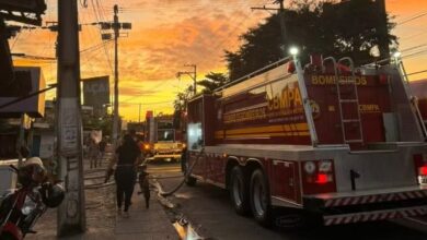 Photo of Incêndio destrói três casas de madeira na periferia de Belém