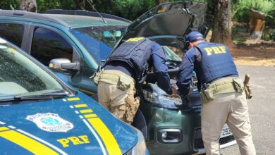 Photo of Carro roubado é recuperado após motorista ser flagrado realizando ultrapassagem proibida, em Santa Maria do Pará