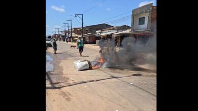 Photo of Cosanpa deixa Outeiro sem água por tempo indeterminado e moradores protestam