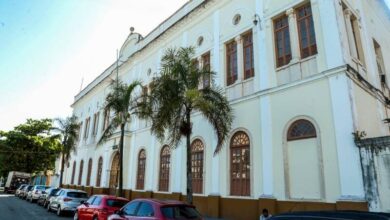 Photo of Universidade do Estado divulga editais para cursos de Letras-Libras e Música