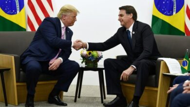 Photo of Bolsonaro parabeniza Trump por vitória e faz referência a “perseguição judicial”