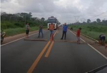 Photo of Indígenas bloqueiam BR-222 em apoio à ocupação da Seduc contra desmonte da educação indígena