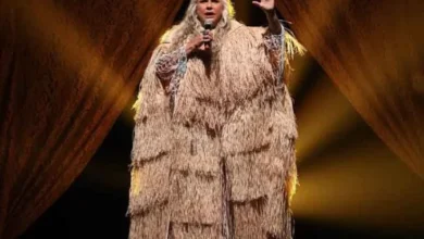 Photo of Fafá de Belém sofre ameaças após ironizar tornozeleira de Bolsonaro em show