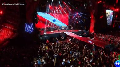 Photo of CLIMÃO: Simone toca “rock doido” e exibe bandeira do Pará em evento em Manaus
