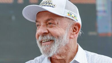 Photo of Lula visita Basílica de Nazaré após problema em avião e fala sobre Círio em entrevista à TV Liberal