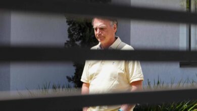 Photo of Bolsonaro é preso preventivamente a pedido da Polícia Federal