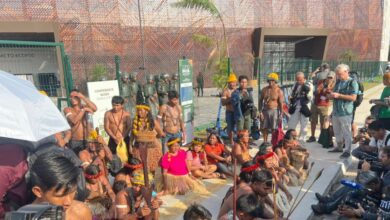 Photo of Após bloqueio, acesso à COP30 é liberado; Munduruku cobram diálogo do governo sobre impactos em seus territórios