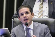 Photo of Câmara aprova durante a madrugada projeto que reduz penas dos atos de 8/1, o “PL da Dosimetria”