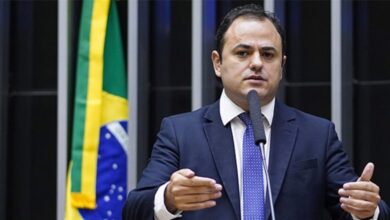 Photo of Câmara aprova suspensão de seis meses para o deputado Glauber Braga