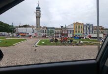Photo of Usuários de droga continuam “acampados” na Praça do Relógio