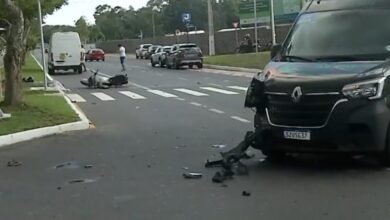 Photo of Mulher morre em colisão entre moto e van no bairro do Marco, em Belém