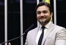 Photo of Celso Sabino comenta alianças políticas e disputa ao Senado durante podcast