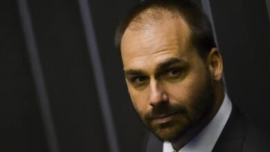 Photo of STF abre ação penal contra Eduardo Bolsonaro por obstrução de Justiça e coação