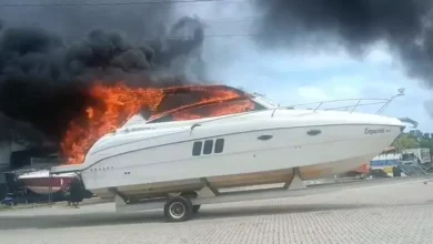Photo of Incêndio atinge lanchas dentro de galpão no Marine Club, no bairro do Guamá, em Belém