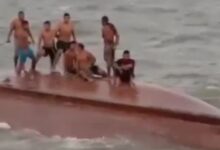 Photo of Barco pesqueiro naufraga no litoral do Pará e 10 pescadores são resgatados no mar
