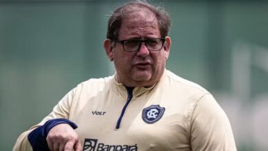Photo of Com Osorio demitido, Remo busca novo técnico; Guto Ferreira é cotado