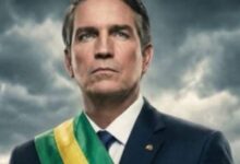 Photo of Jim Caviezel divulga pôster de filme sobre Jair Bolsonaro e anuncia estreia para 2026
