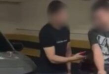 Photo of Estudantes testam arma de choque dentro do Cesupa antes de agredir homem em situação de rua em Belém