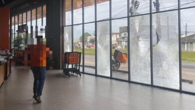 Photo of Petshop é alvo de ataque a tiros em Belém; polícia apura o caso