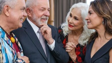 Photo of Paraenses Dira Paes, Milton Cunha e Fafá de Belém estão entre artistas que receberam cachês do governo federal