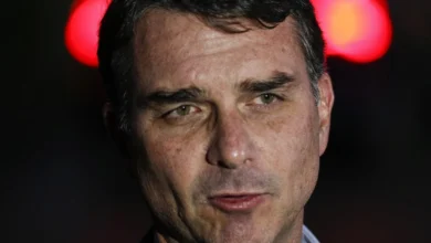 Photo of Datafolha: 88% dos eleitores de Flávio Bolsonaro defendem manutenção da candidatura após caso Vorcaro