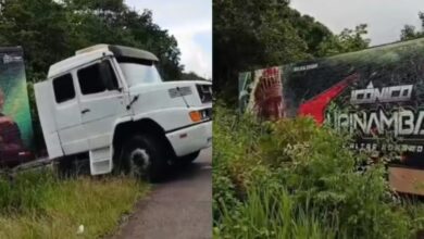 Photo of Carreta da aparelhagem Tupinambá sai da pista e para em área de mata na PA-124, no Pará