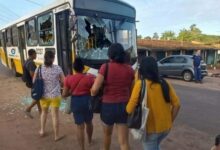 Photo of Moradores de Outeiro pedem fim da gratuidade de ônibus após onda de vandalismo