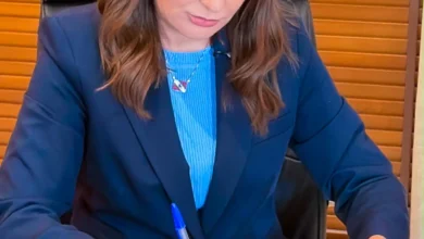 Photo of Hana Ghassan sanciona lei que obriga agressores de mulheres a pagar tornozeleiras eletrônicas
