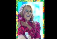 Photo of Joelma volta a aparecer com rosto inchado e preocupa fãs durante show no Piauí