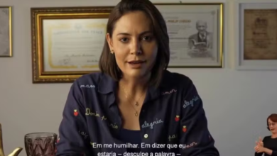Photo of Flávio Bolsonaro pede desculpas a Michelle após ex-primeira-dama relatar ter sido “apunhalada”