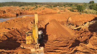 Photo of PF apreende cinco escavadeiras em operação contra garimpo ilegal no sul do Pará