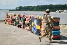 Photo of Operação conjunta da PF e Marinha apreende 3,7 toneladas de drogas em embarcação no Atlântico