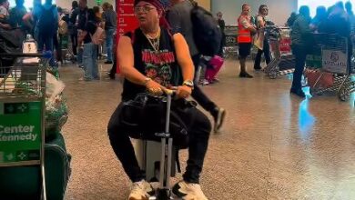 Photo of Wanderley Andrade e Nosso Tom se encontram em aeroporto e vídeo repercute nas redes sociais
