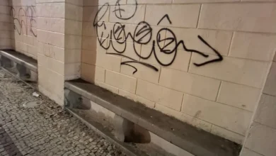 Photo of Após pintura, muros do Bosque Rodrigues Alves voltam a ser alvo de pichações em Belém
