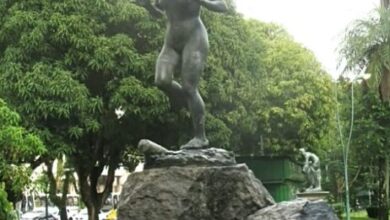 Photo of Escultura da Praça da República não foi roubada; Prefeitura retirou obra para restauração