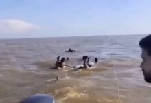 Photo of Atletas são resgatados após embarcação naufragar no Rio Amazonas