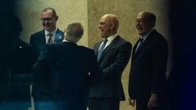 Photo of Fotógrafo revela bastidores de foto de Alexandre de Moraes sorrindo no STF