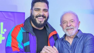 Photo of Paulo Vieira pode ser demitido da Globo após criticar almoço com Flávio Bolsonaro, diz jornalista