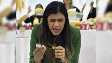 Photo of Petição pela cassação de Patrícia Queiroz supera em mais de três vezes votação da vereadora